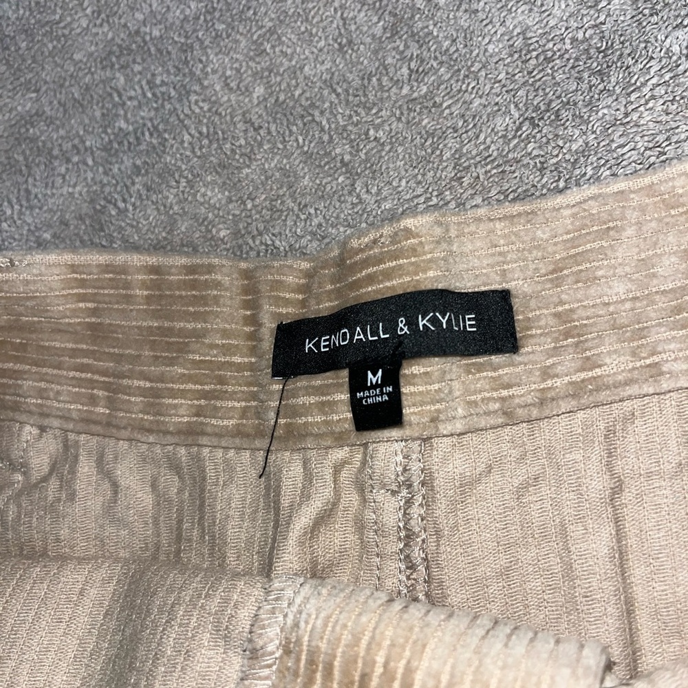Kendall & Kylie Beige Textured Pants